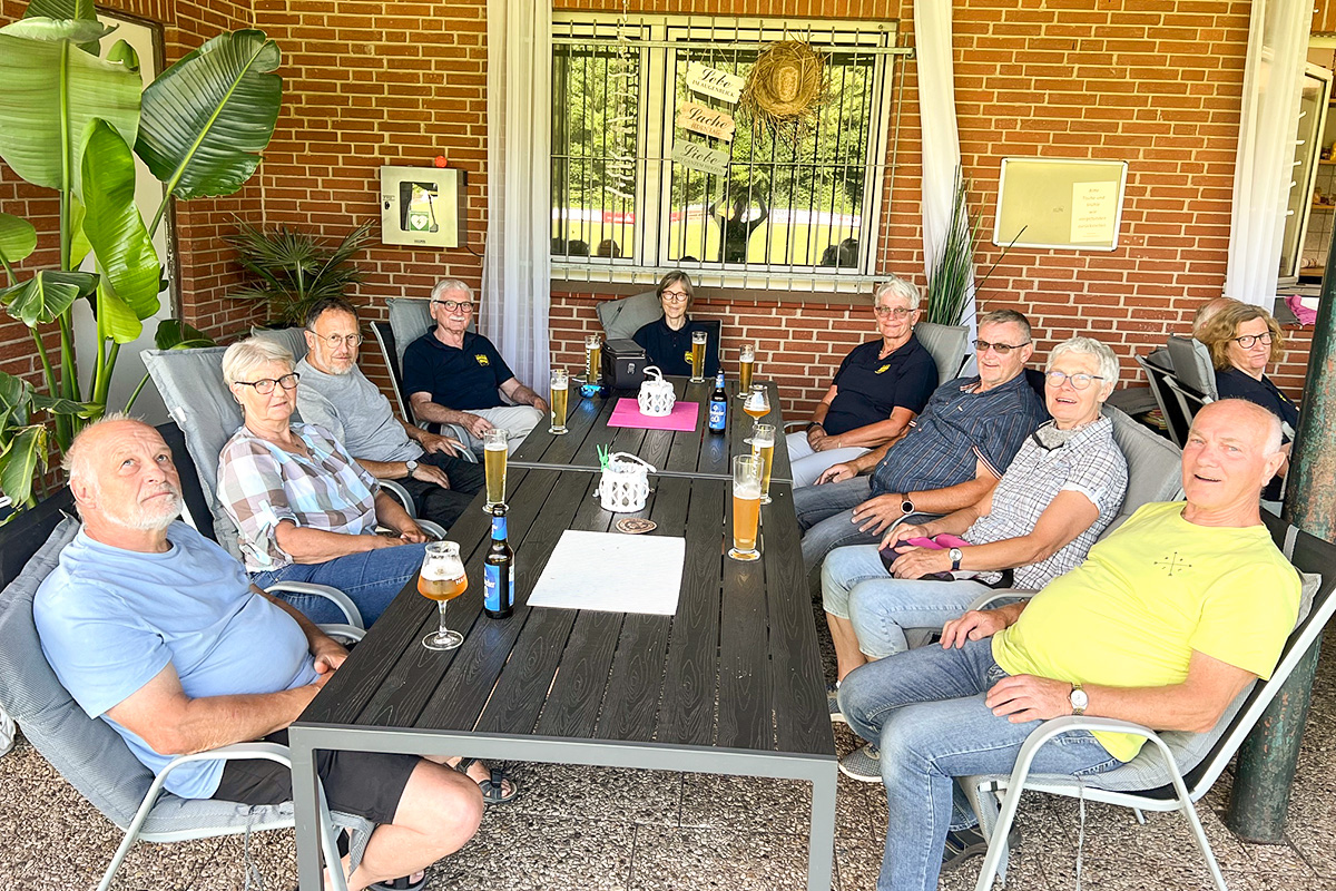Zwischenstopp im Adenstedter Sportheim