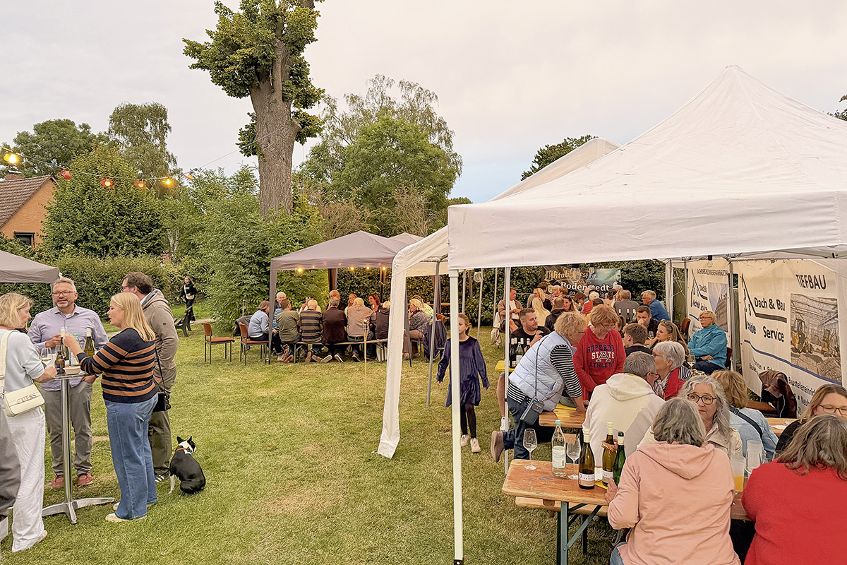 Das zweite Weinfest ist erneut ein großer Erfolg.