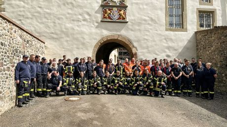 Kameraden der Feuerwehr des Diekholzener Zuges