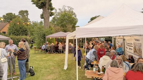 Bodenstedt stößt erneut gemeinsam an