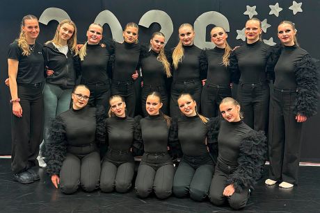 Die Jazz Fighters mit Trainerin Pia Lechelt