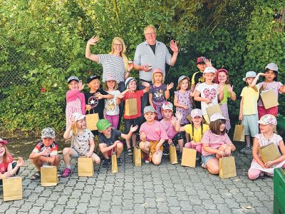 Kita Arche Noah erlebte Imkertag bei Tevigo in Vechelde.